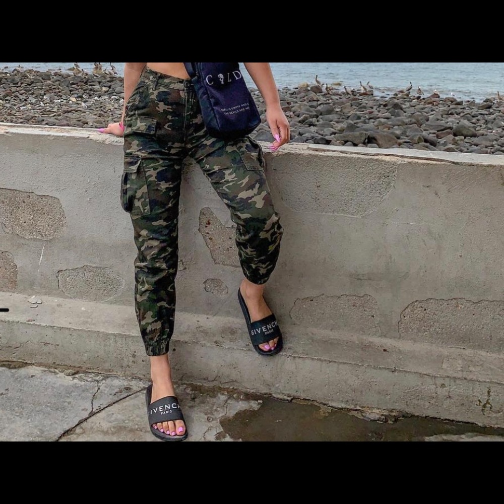 Kylie fashionnova camo joggers